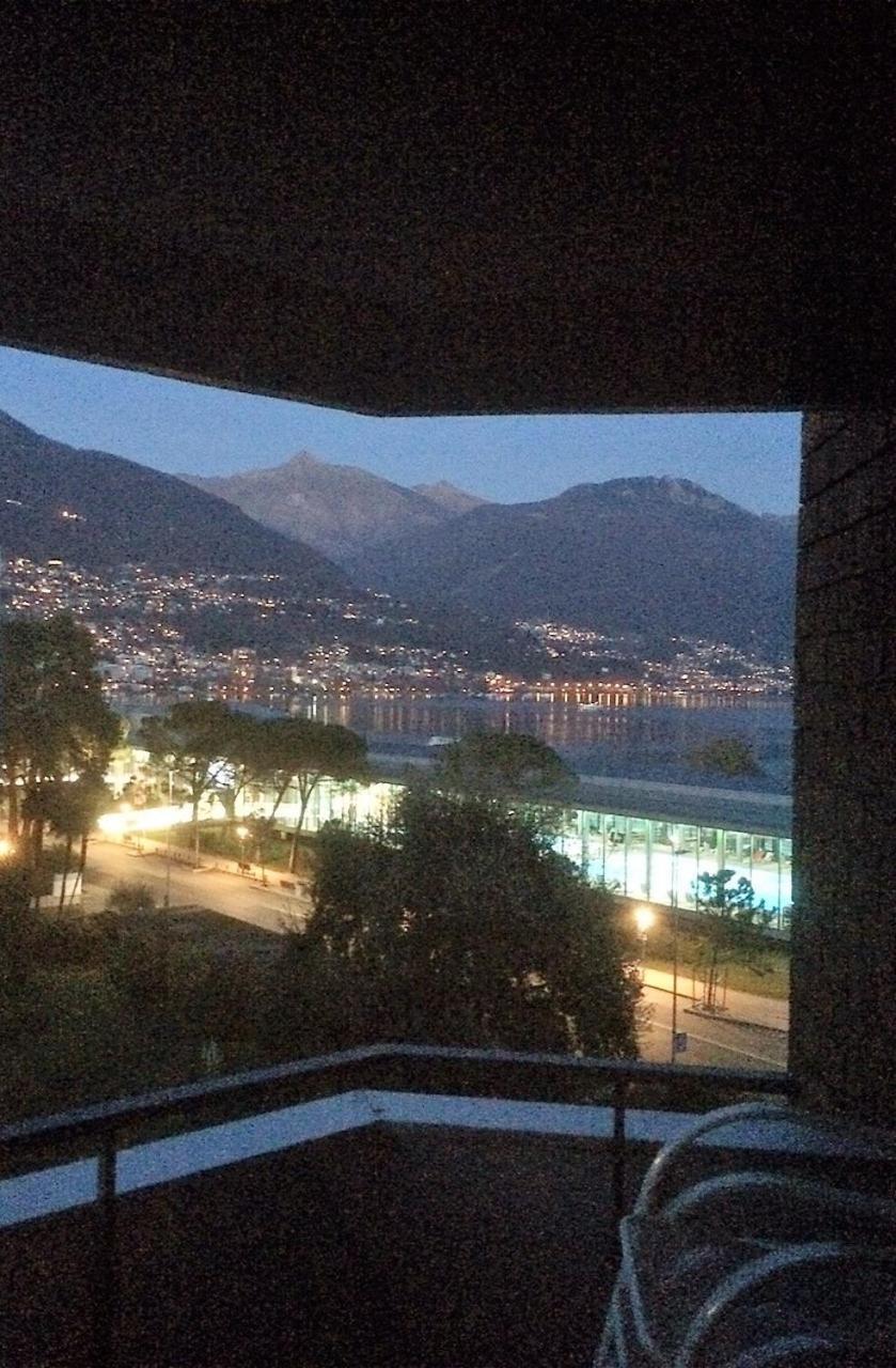 Locarno: Casa Lido Lägenhet Exteriör bild