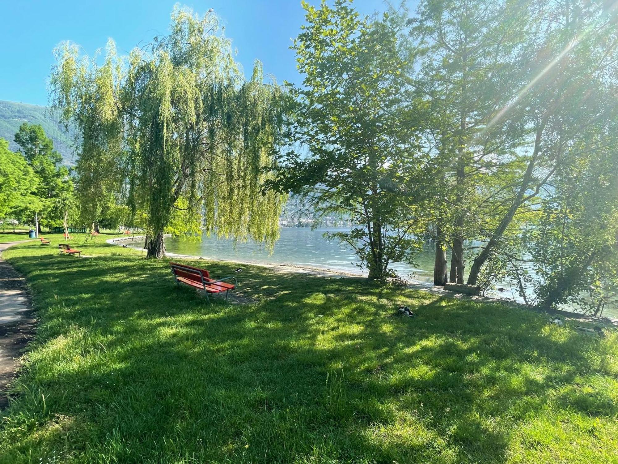 Locarno: Casa Lido Lägenhet Exteriör bild